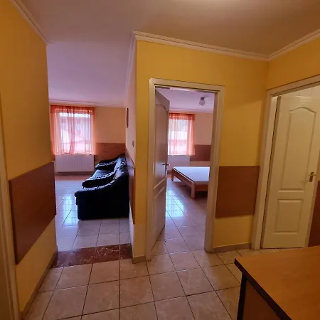 Zoeldsziget Menedek, Rendezveny-es Pihenohaz Resort