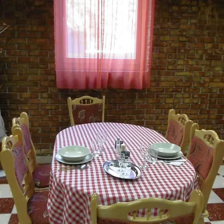 Zoeldsziget Menedek, Rendezveny-es Pihenohaz Resort *